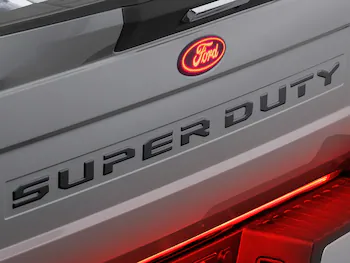 Super Duty 2020-2022 Black Platinum SS Tailgate Lettering