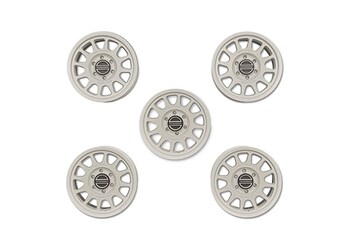 BRONCO 17" X 8.5" METHOD WHEEL + CENTER CAP - WHITE