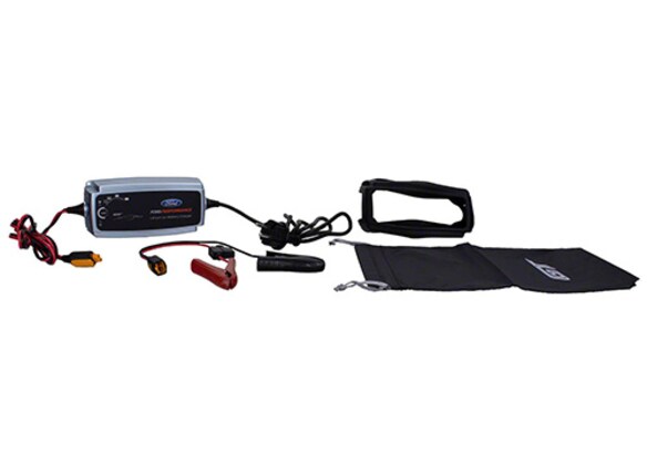 FORD GT BATTERY CHARGER/MAINTAINER KIT - EU SPECIFICATION Main Image